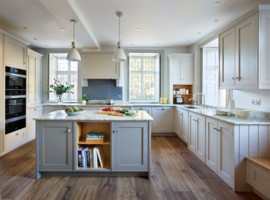 Aylesbury Vale Classic Bespoke Shaker Kitchen