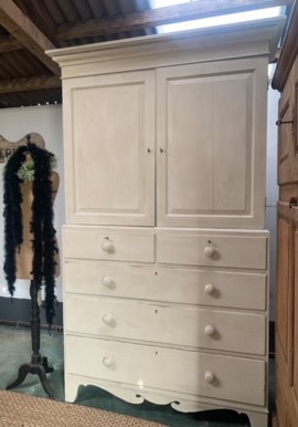 Country house linen cupboard