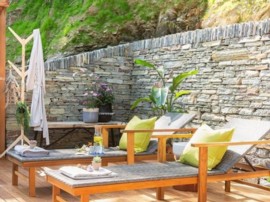 Traditional Walling for Modern Living