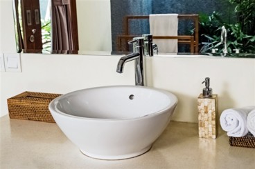 Bathroom Sinks & Taps